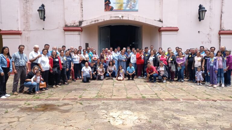 Lee más sobre el artículo Encuentro de Familia en Paraguay